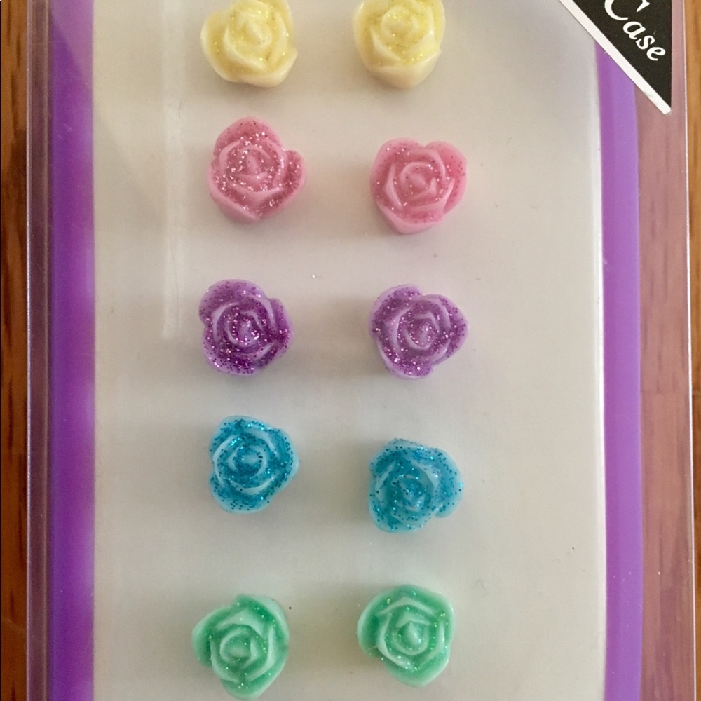 NEW Rose Earring Set - Picture 2 of 2